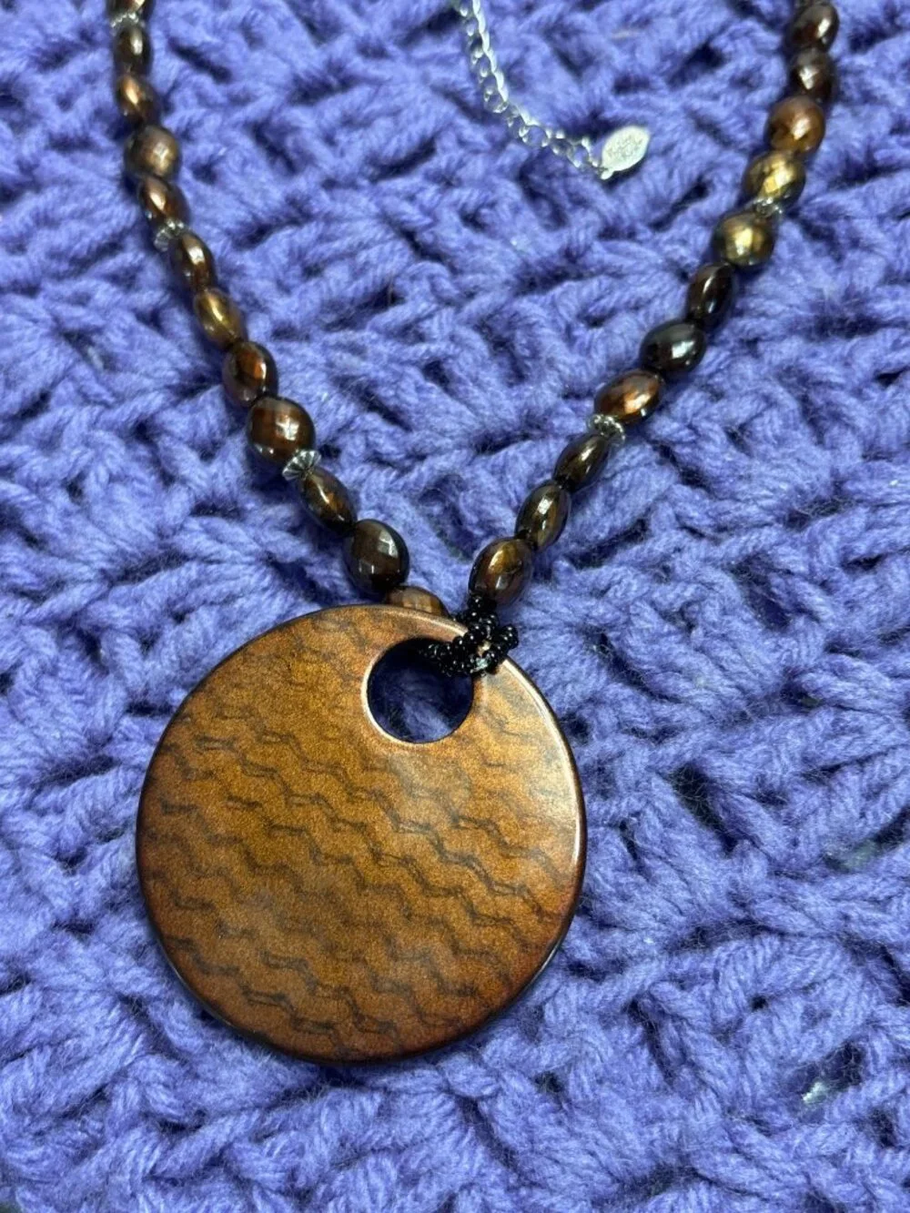 Cookie Lee Brown Plastic Beaded Necklace Circle Pendant Silvertone Lobster Clasp